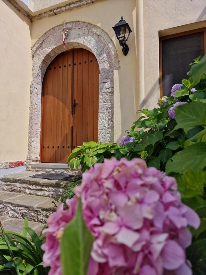Palorto Traditional Hotel Gjirokaster Ngoại thất bức ảnh